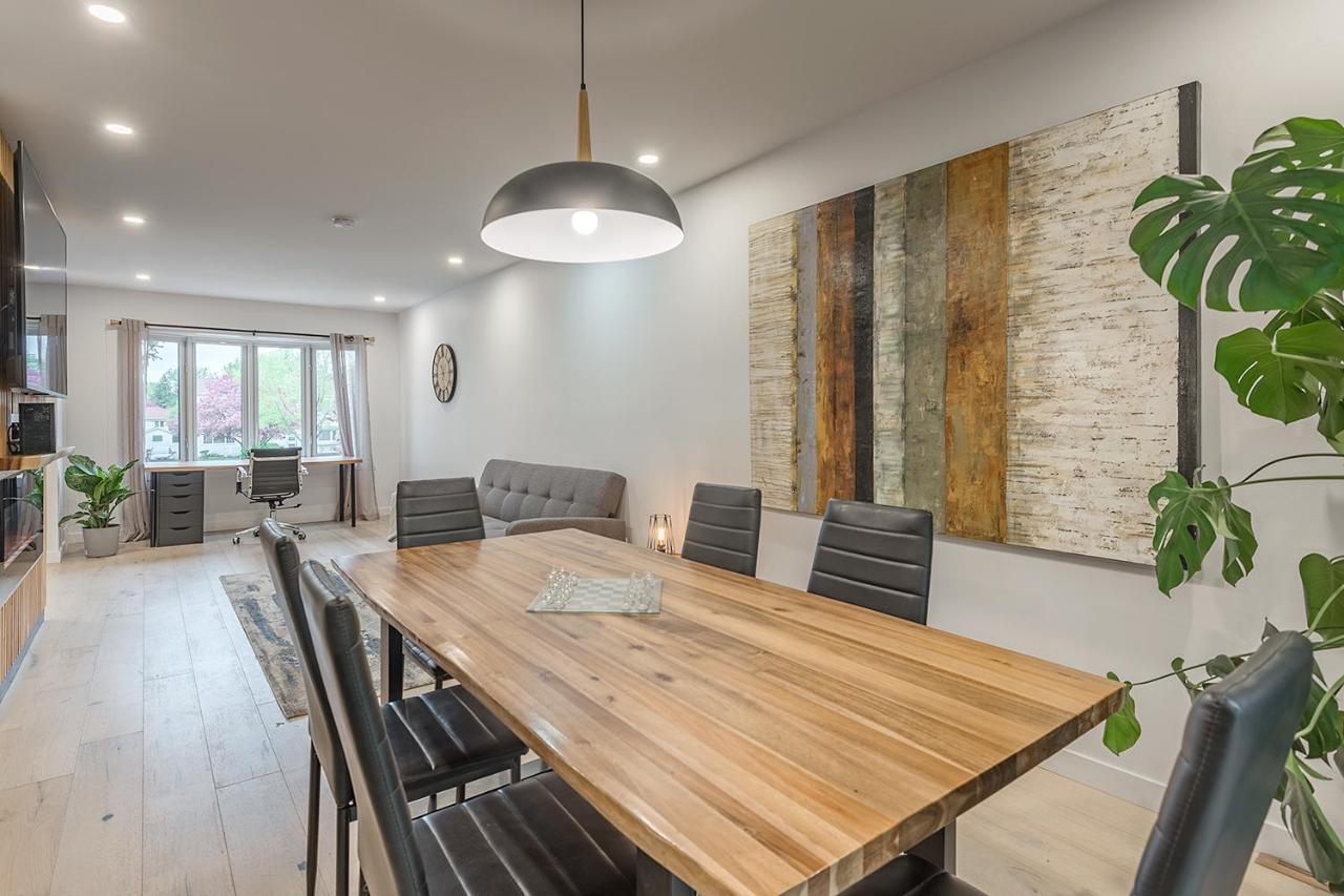 Free Parking Prime Location New Modern Condo Броссар Екстер'єр фото